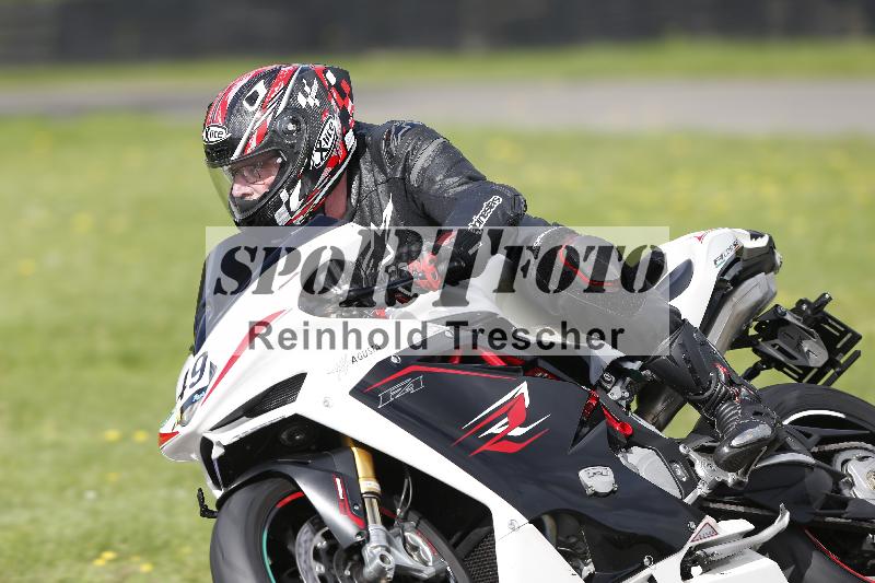 /53 16.09.2025 Track Day Domi Aegerter ADR/Gruppe gruen/49